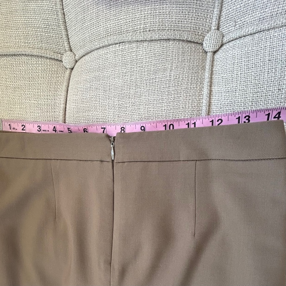 Elie Tahari Wool Suit with Leather Trim - Picture 12 of 14